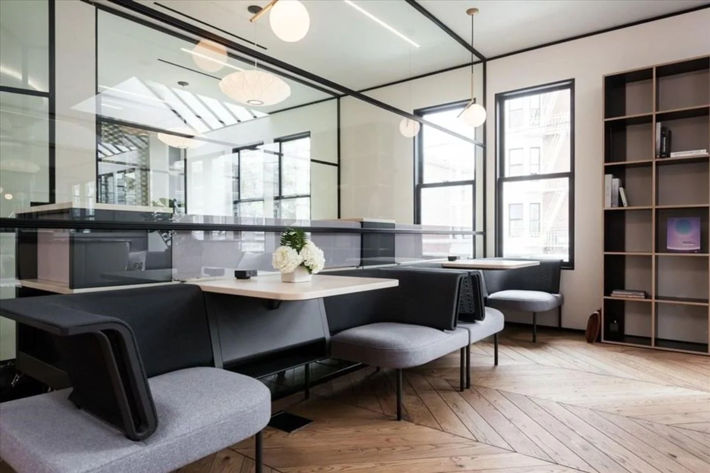 Photo 3 of 2193 Fillmore St, San Francisco, CA 94115