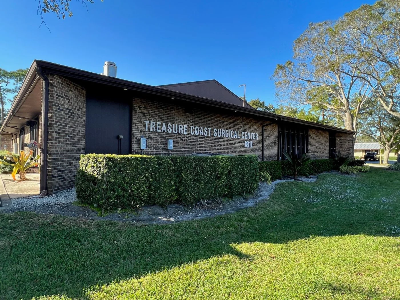 Photo-1 of 1811 S 25th St, Fort Pierce, FL 34947