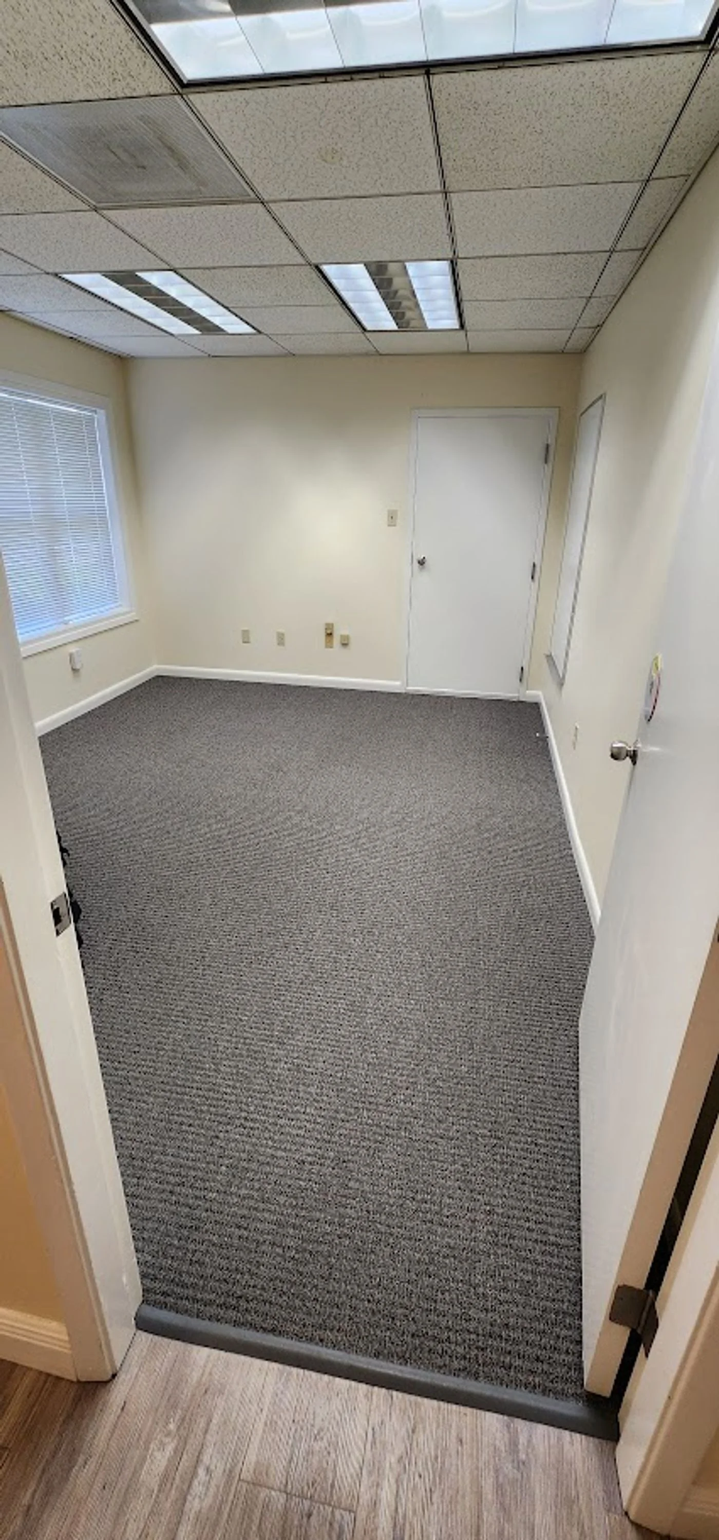 Photo 3 of 633 Village Ln N, Mandeville, LA 70471