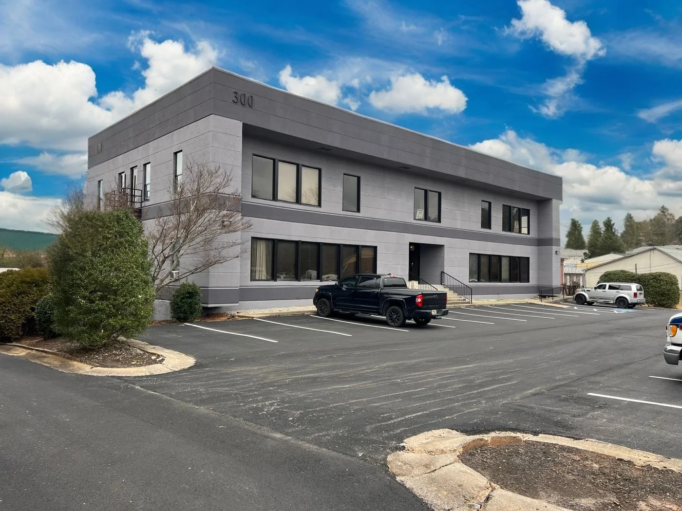 Photo 2 of 300 WI Pkwy, Dallas, GA 30132