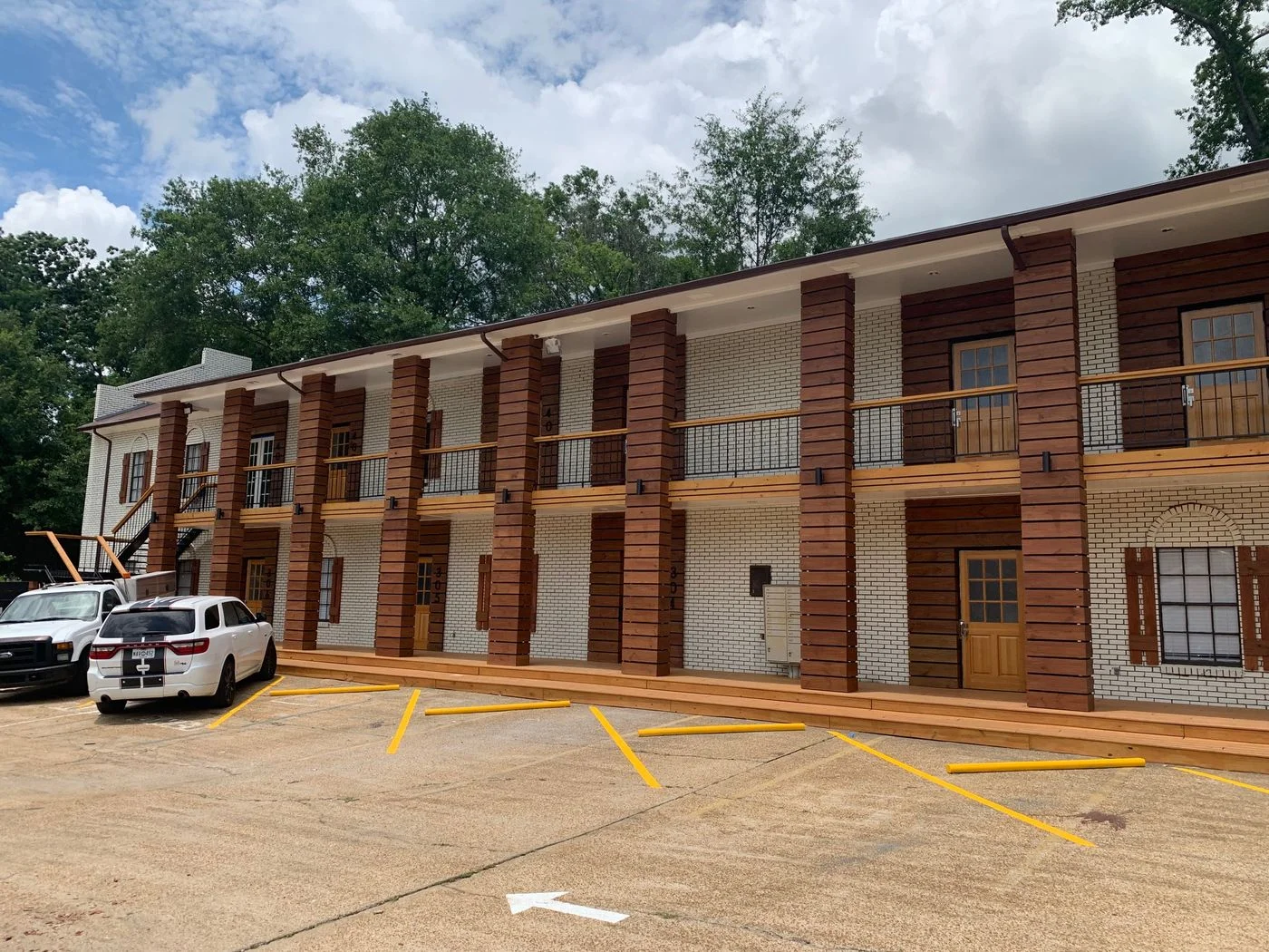 Photo 2 of 4807 N State St, Jackson, MS 39206