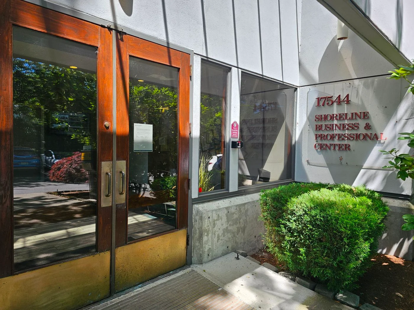 Photo 2 of 17544 Midvale Ave N, Shoreline, WA 98133