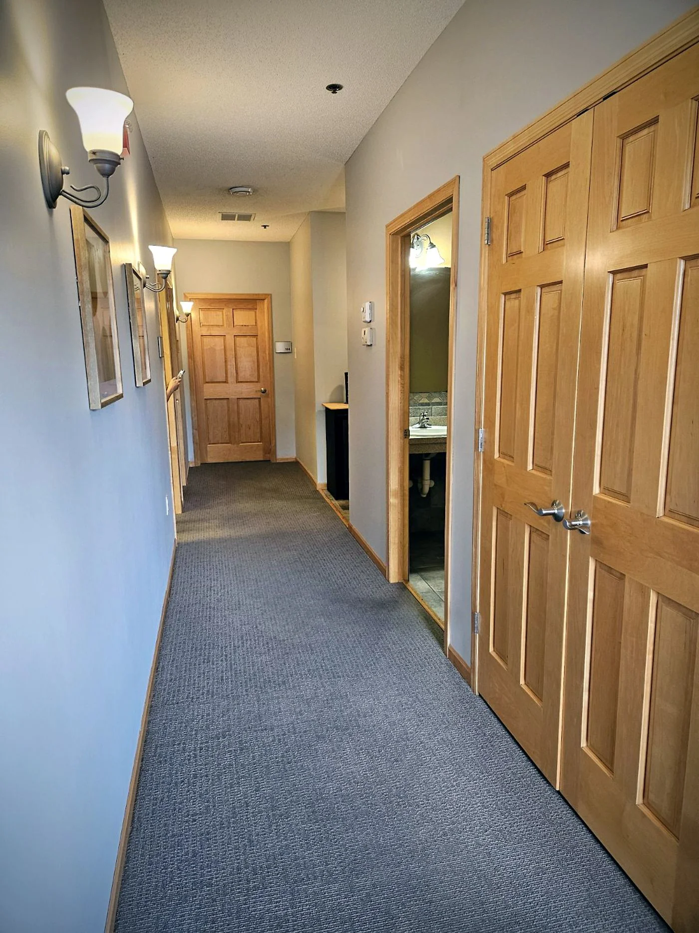 Photo 3 of 8873 Aztec Dr, Eden Prairie, MN 55347