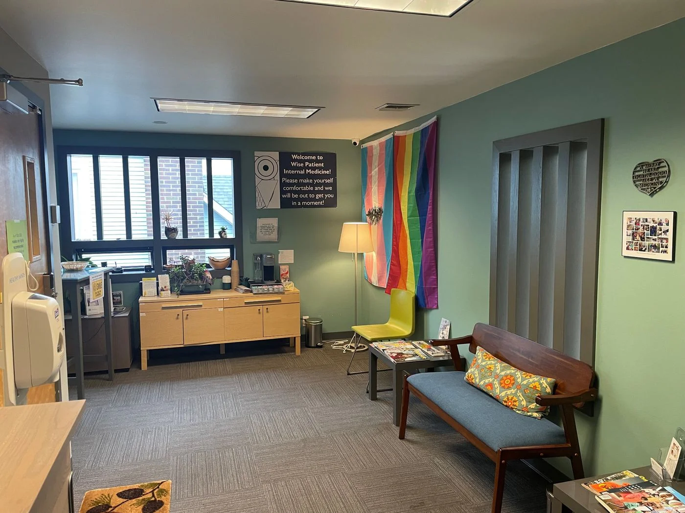 Photo 3 of 607 19th Ave E, Seattle, WA 98112