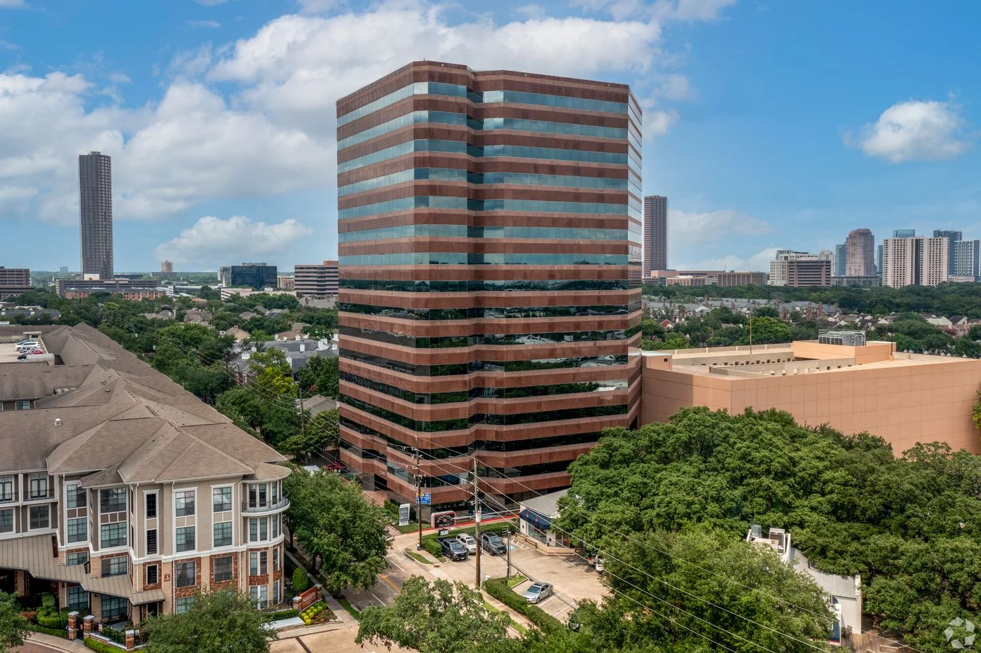 Photo 1 of 2603 Augusta Dr, Houston, TX 77057