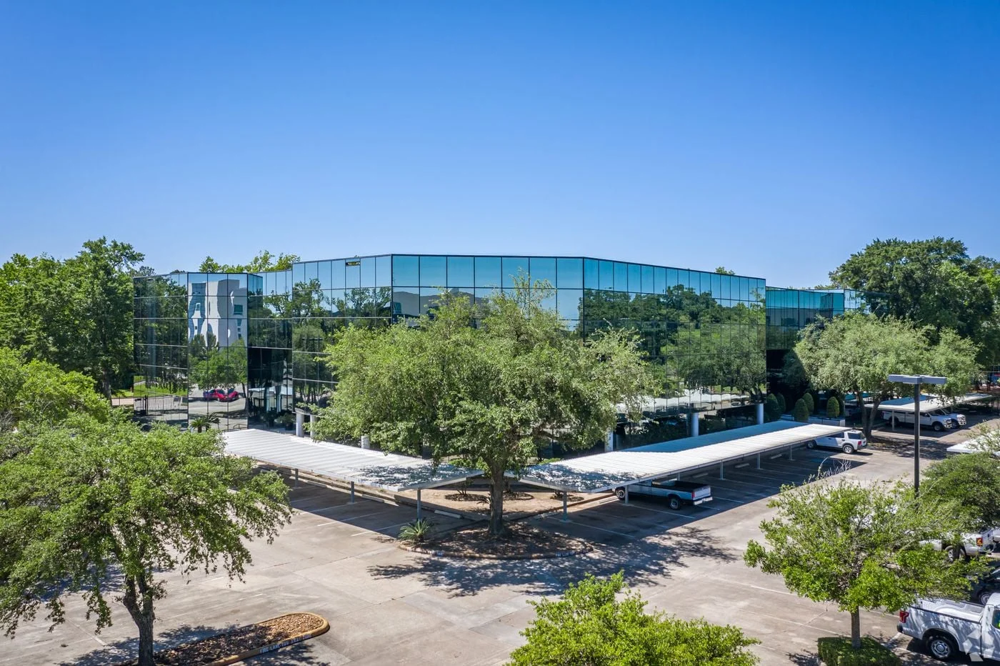 Photo 3 of 222 Pennbright Dr, Houston, TX 77090