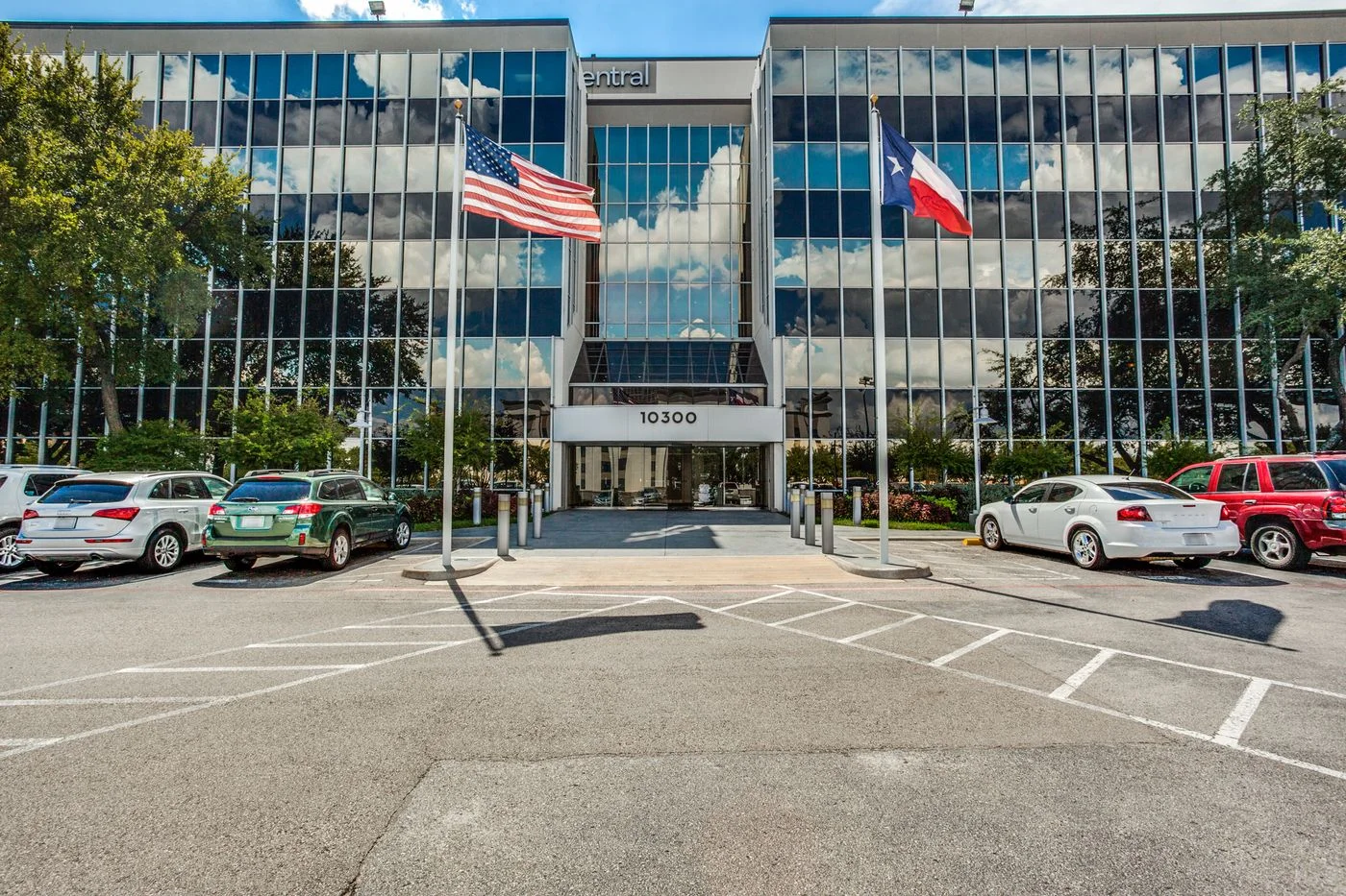 Photo 2 of 10300 & 10260 Central Express, Dallas, TX 75231