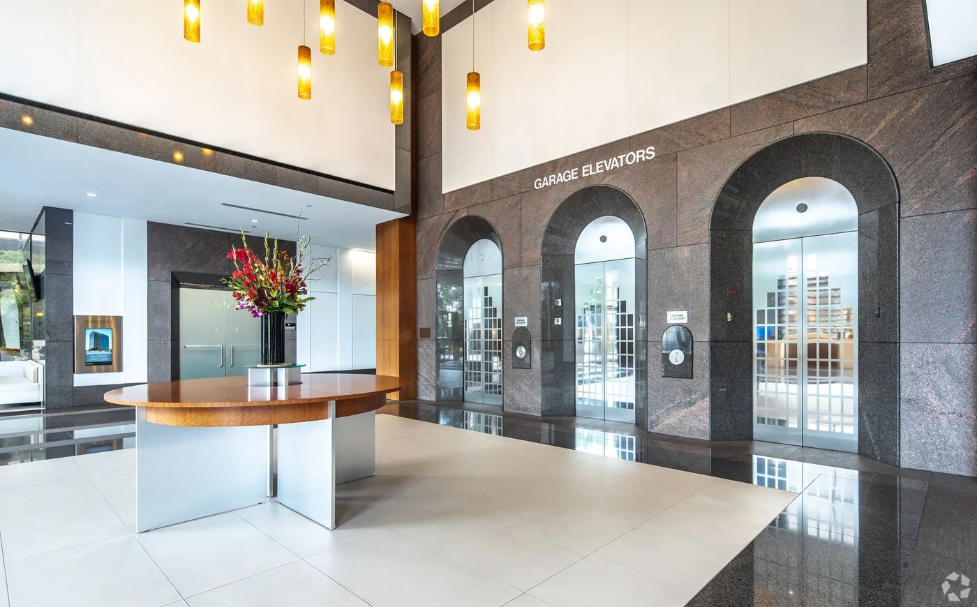 Photo 2 of 10000 N Central Expy, Dallas, TX 75231