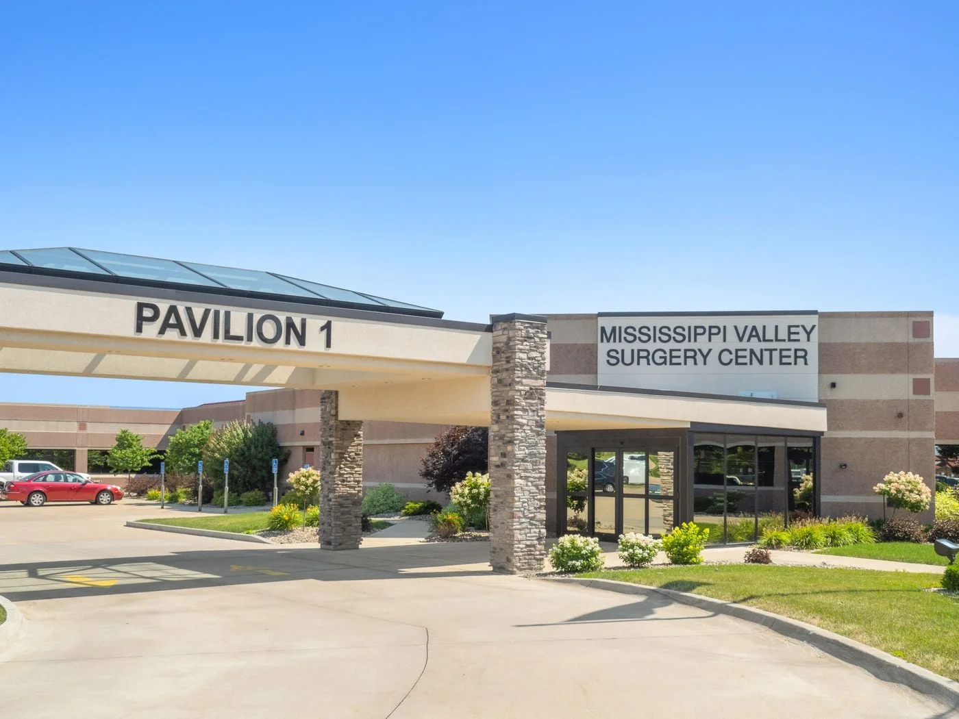 Photo 2 of 3385 Dexter Ct Fl 2, Davenport, IA 52807