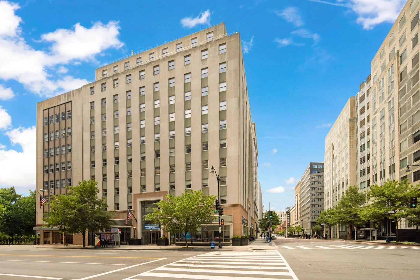 Photo 3 of 1100 H St NW, Washington, DC 20005