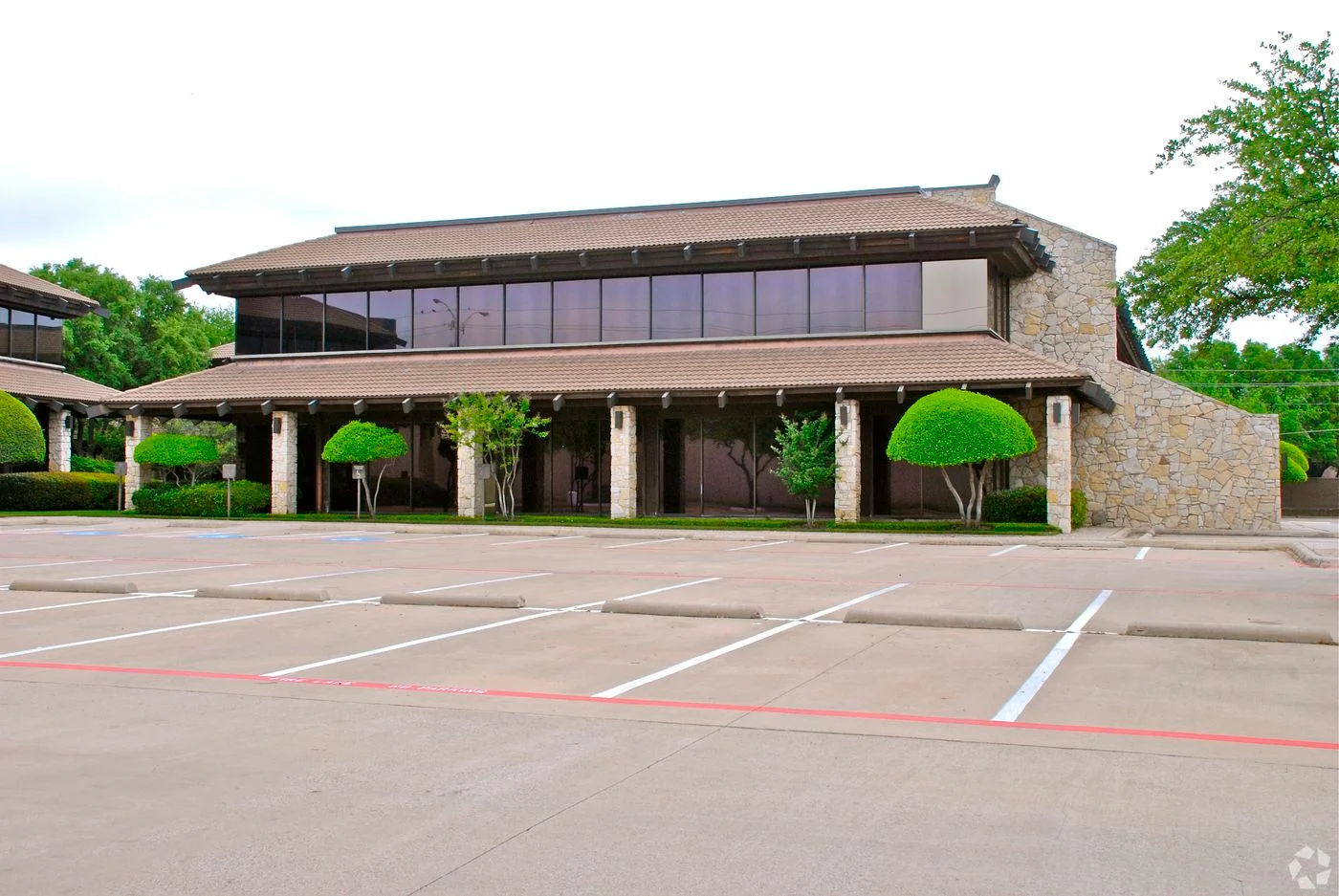 Photo 2 of 16610 Dallas Pkwy, Dallas, TX 75248