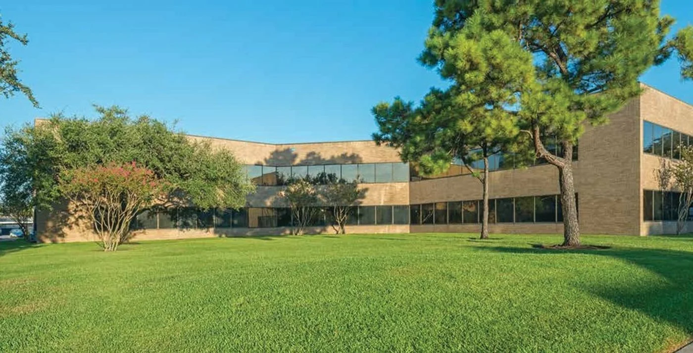 Photo 2 of 2424 Wilcrest Dr, Houston, TX 77042