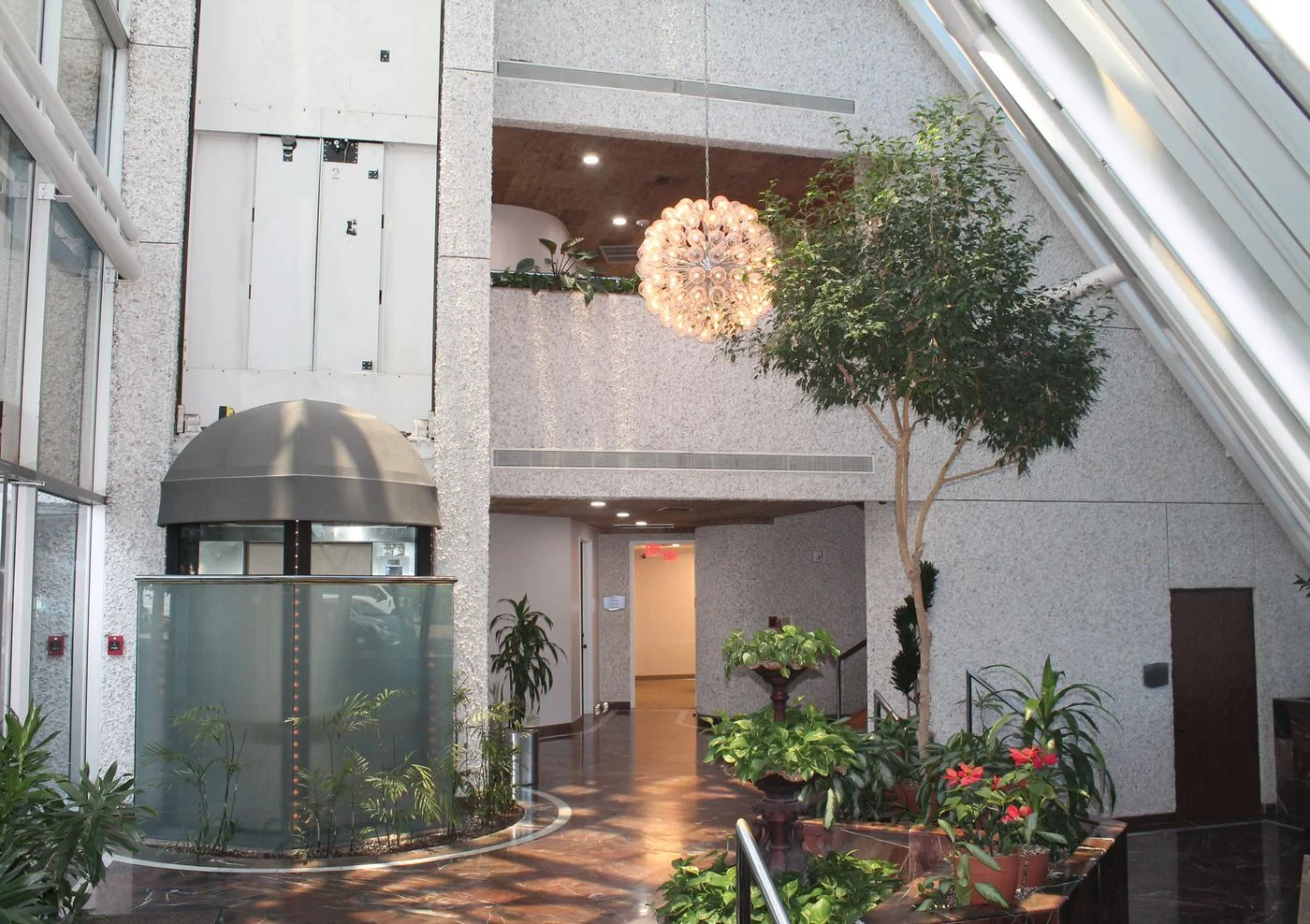 Photo 3 of 7434 Louis Pasteur Dr, San Antonio, TX 78229