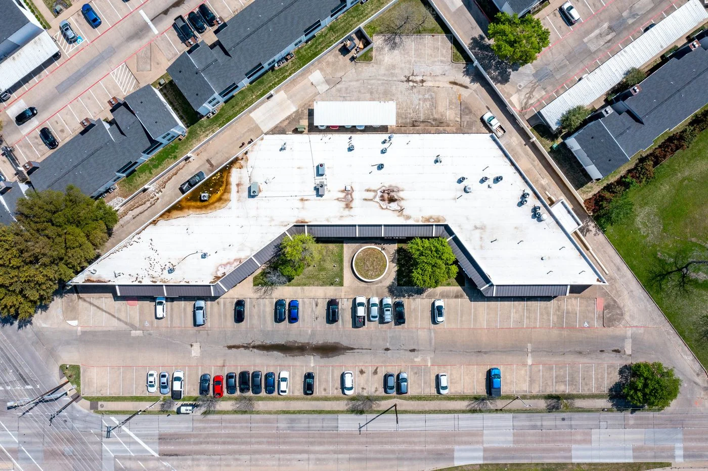 Photo 3 of 4402 Broadway Blvd, Garland, TX 75043