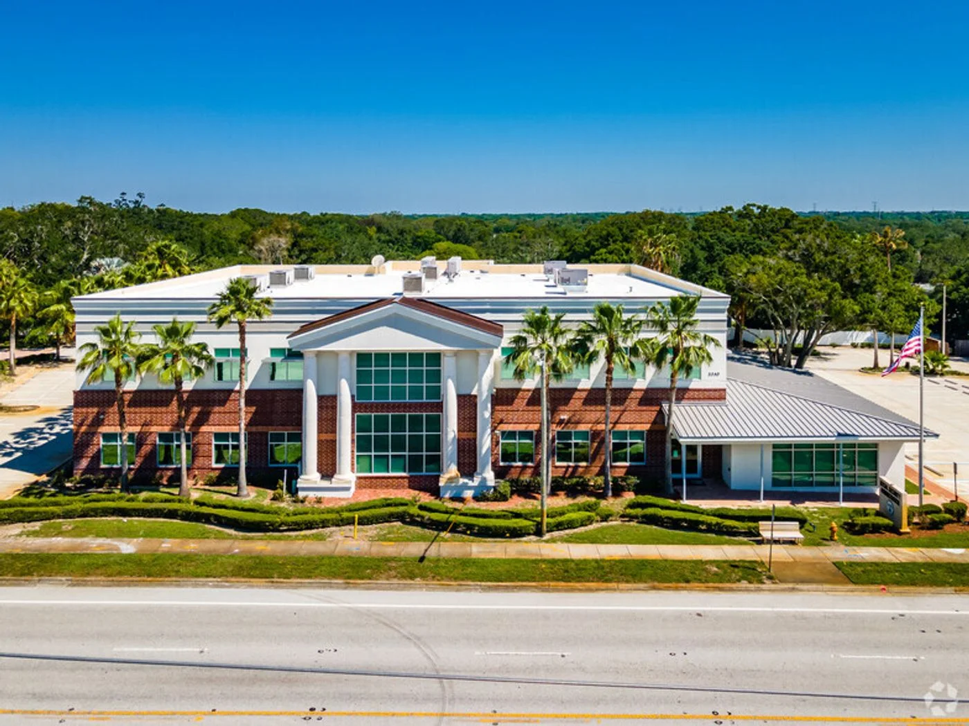 Photo-2 of 2340 Drew St, Clearwater, FL 33765