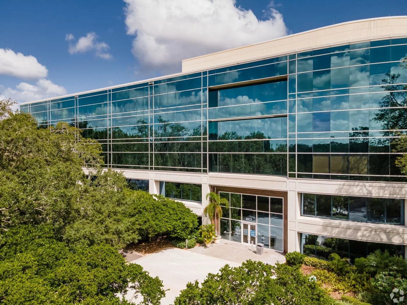 Photo 1 of 8875 Hidden River Pkwy, Tampa, FL 33637