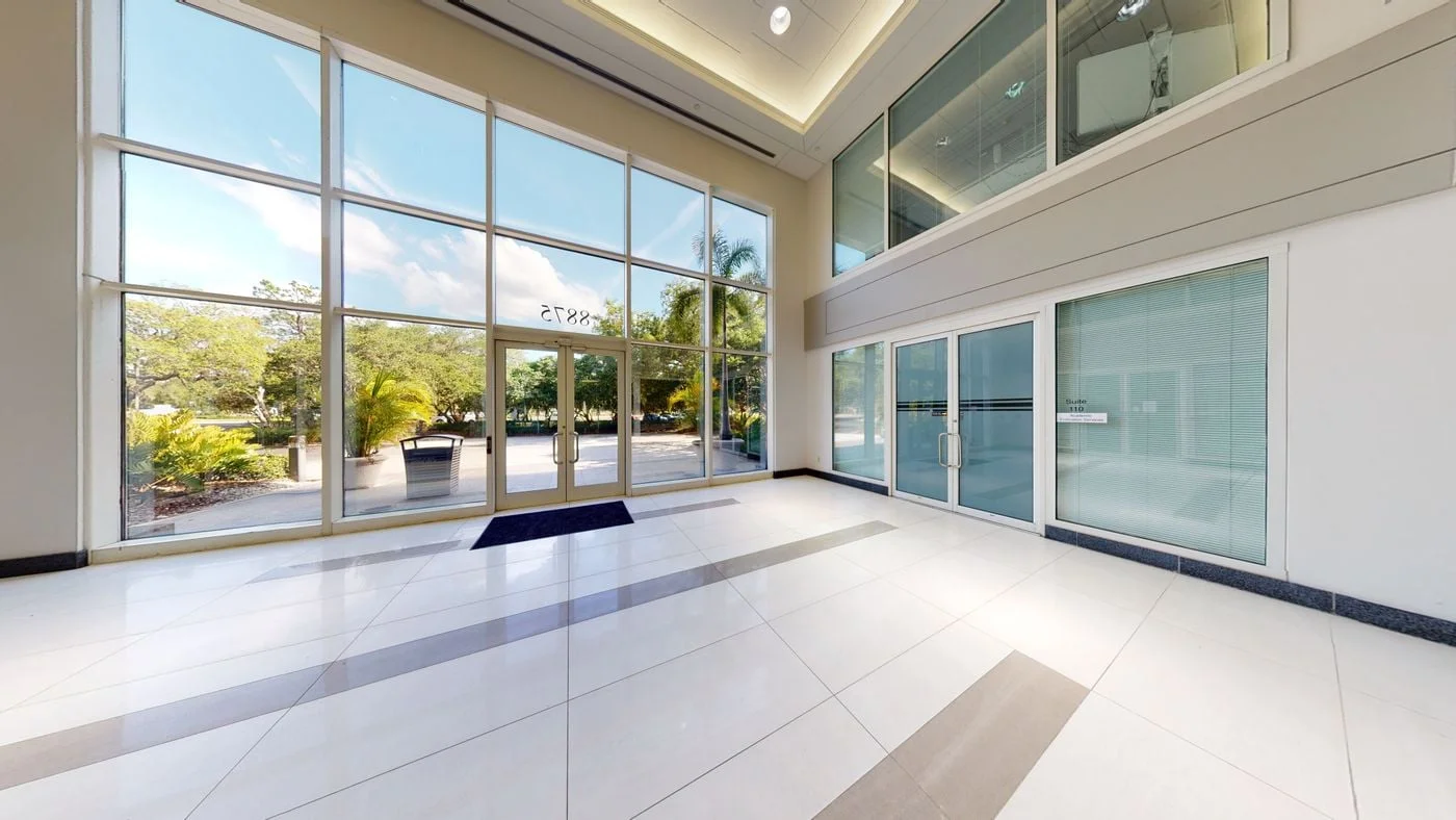 Photo 3 of 8875 Hidden River Pkwy, Tampa, FL 33637