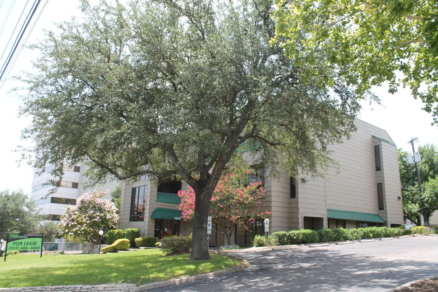 Photo 3 of 7475 Callaghan Rd, San Antonio, TX 78229