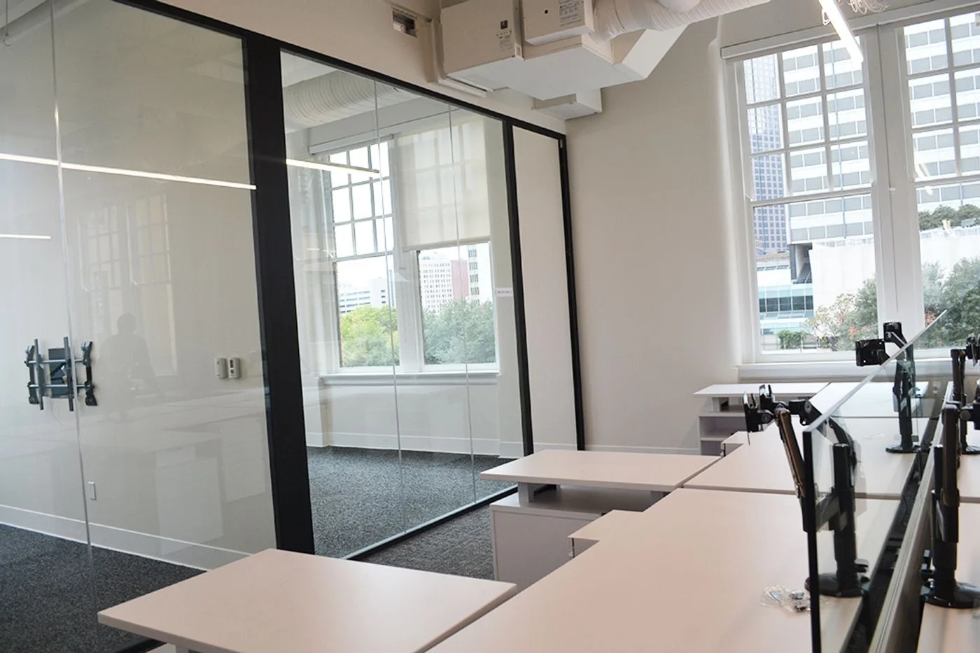 Photo 2 of 2218 Bryan St, Dallas, TX 75201