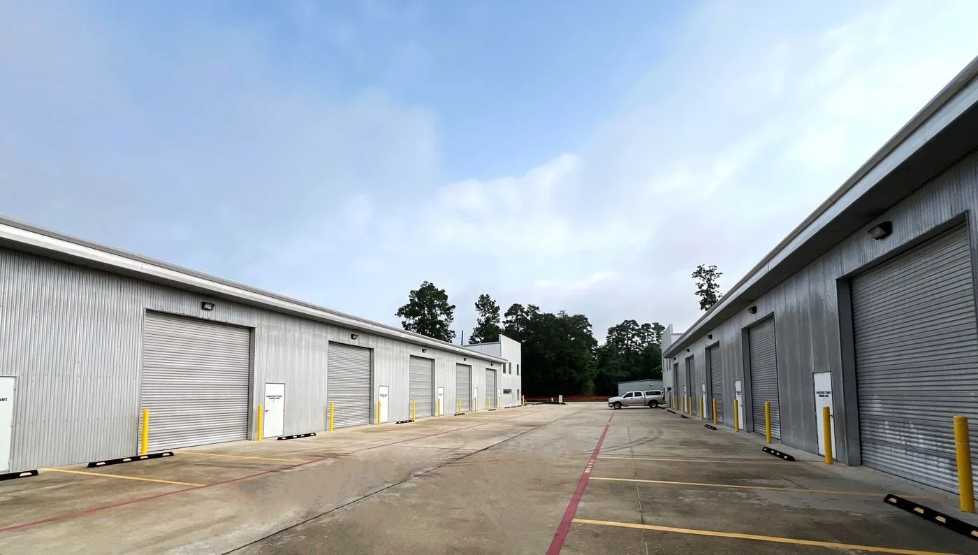 Photo 3 of 32403 Tamina Rd, Magnolia, TX 77354