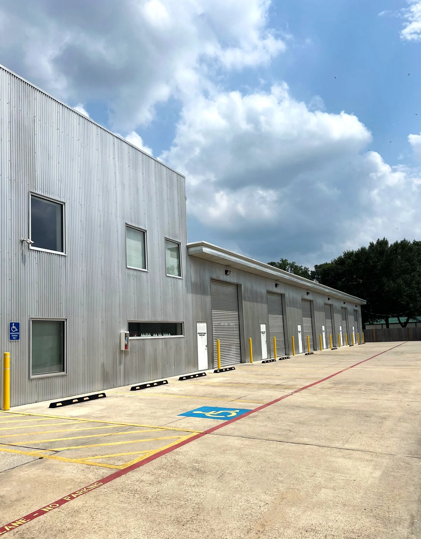 Photo 2 of 32403 Tamina Rd, Magnolia, TX 77354