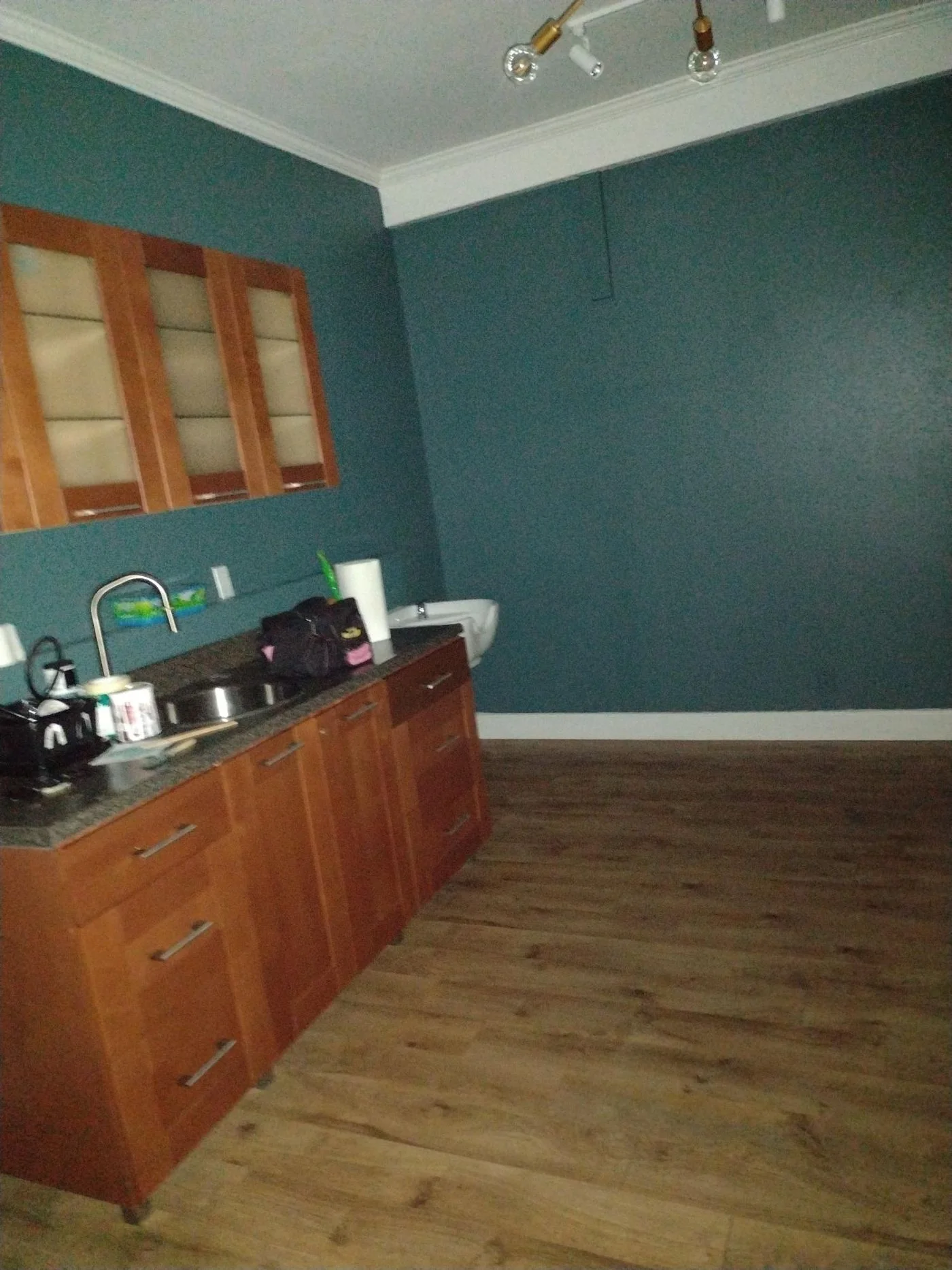 Photo 3 of 760 Las Posas Rd, Camarillo, CA 93010