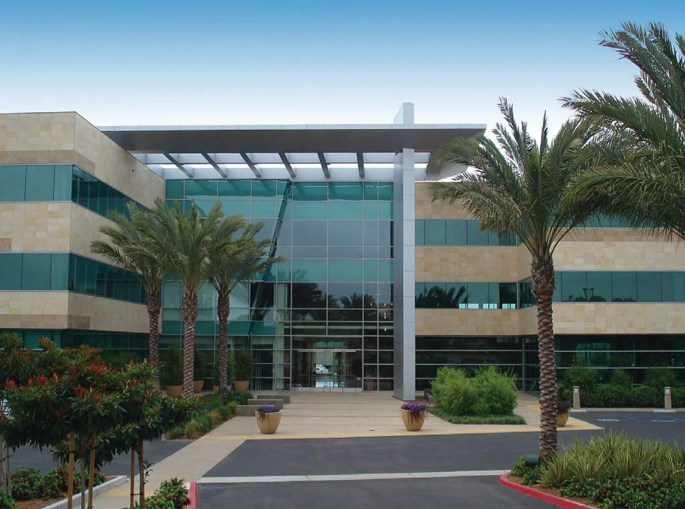 Photo 1 of 5901 Priestly Dr, Carlsbad, CA 92008