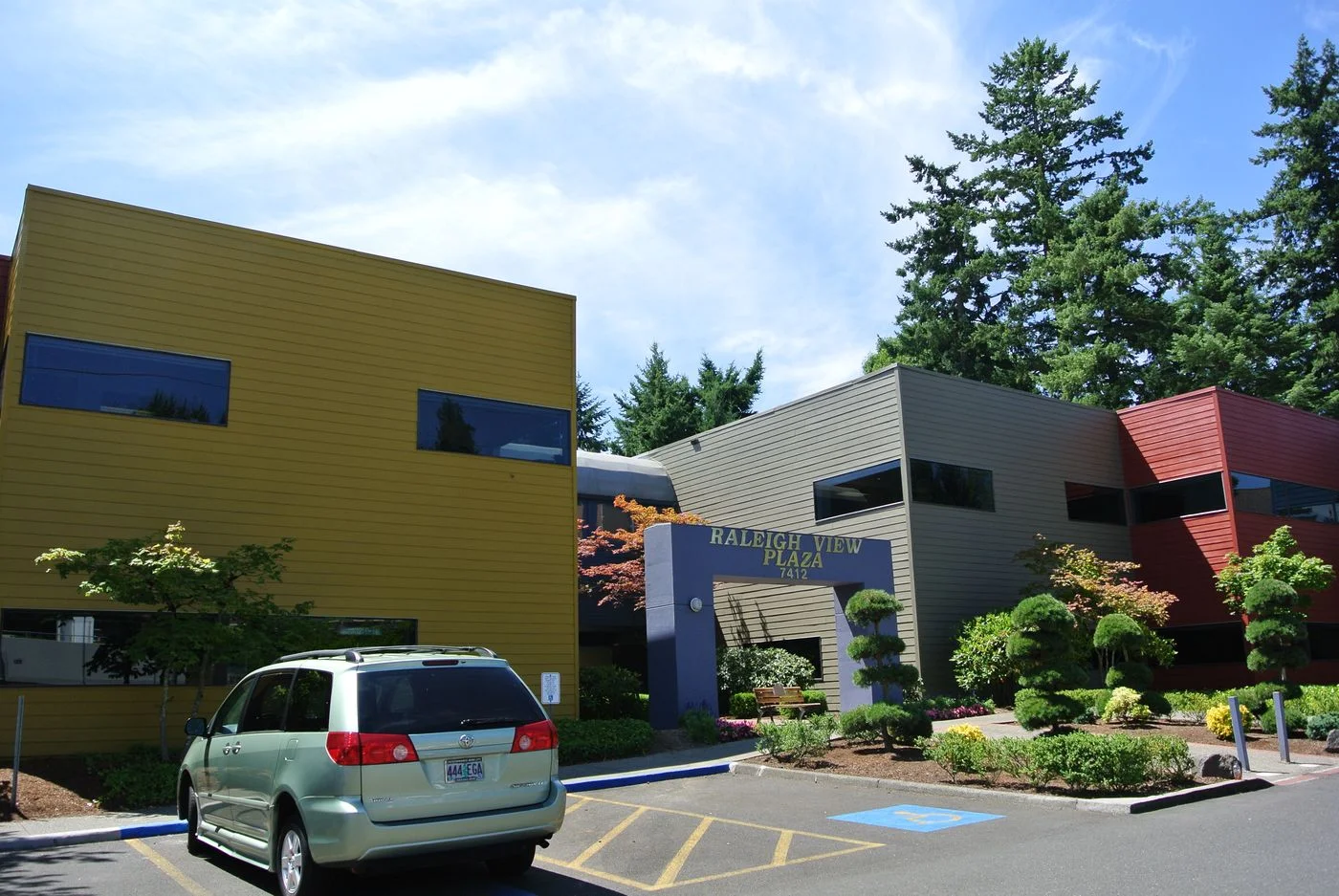 Photo 2 of 7412 SW Beaverton Hillsdale Hwy, Portland, OR 97225