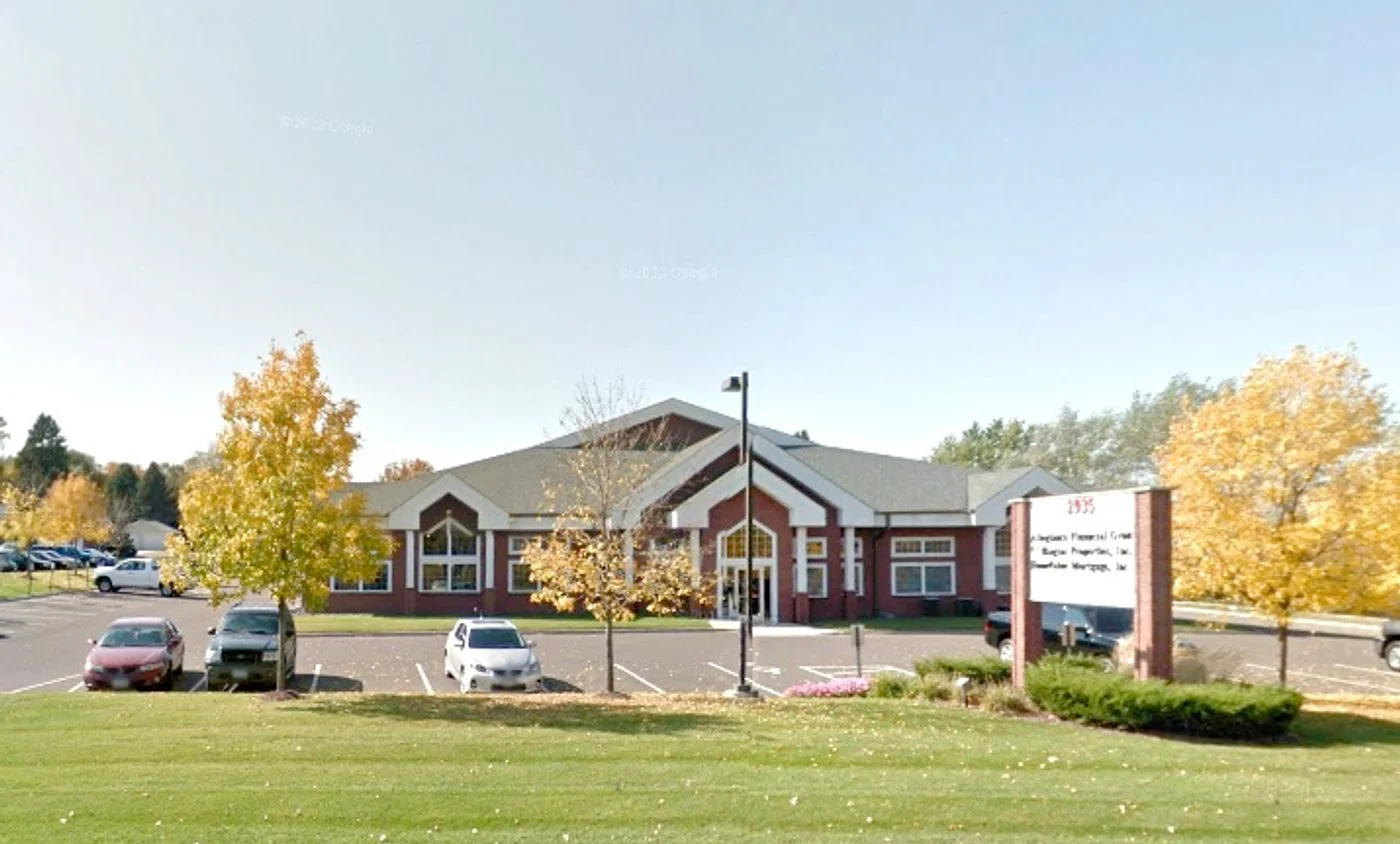 Photo 2 of 2935 Country Dr, Little Canada, MN 55117