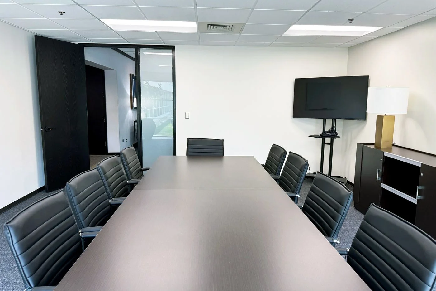 Photo 2 of 1320 Tower Rd, Schaumburg, IL 60173