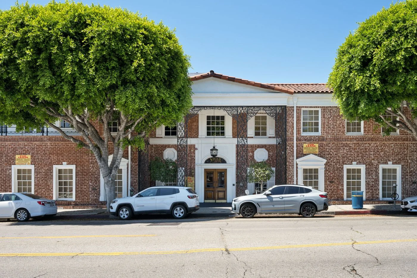 Photo 1 of 1033 Gayley Ave, Los Angeles, CA 90024