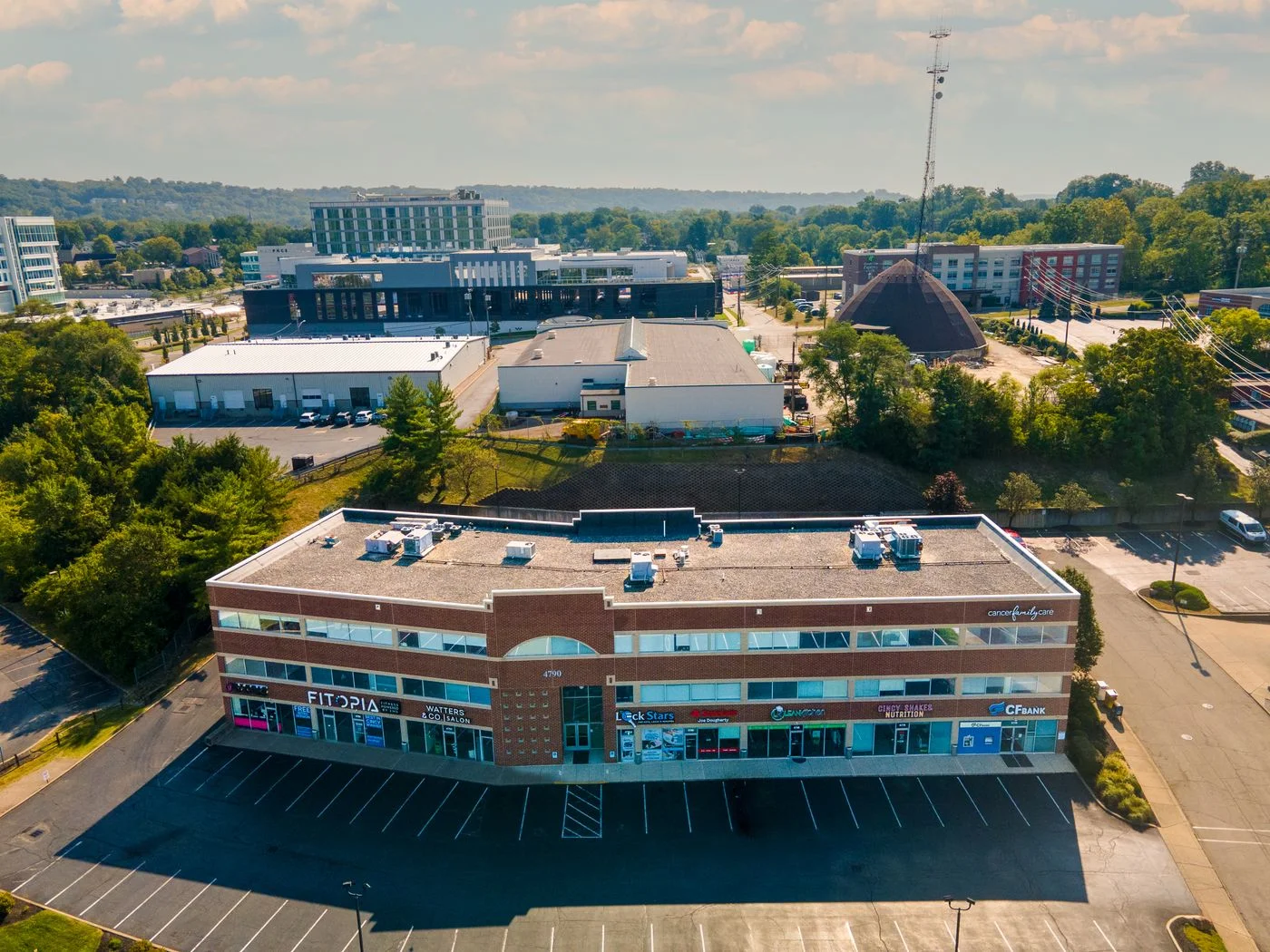 Photo 3 of 4790 Red Bank Rd, Cincinnati, OH 45227