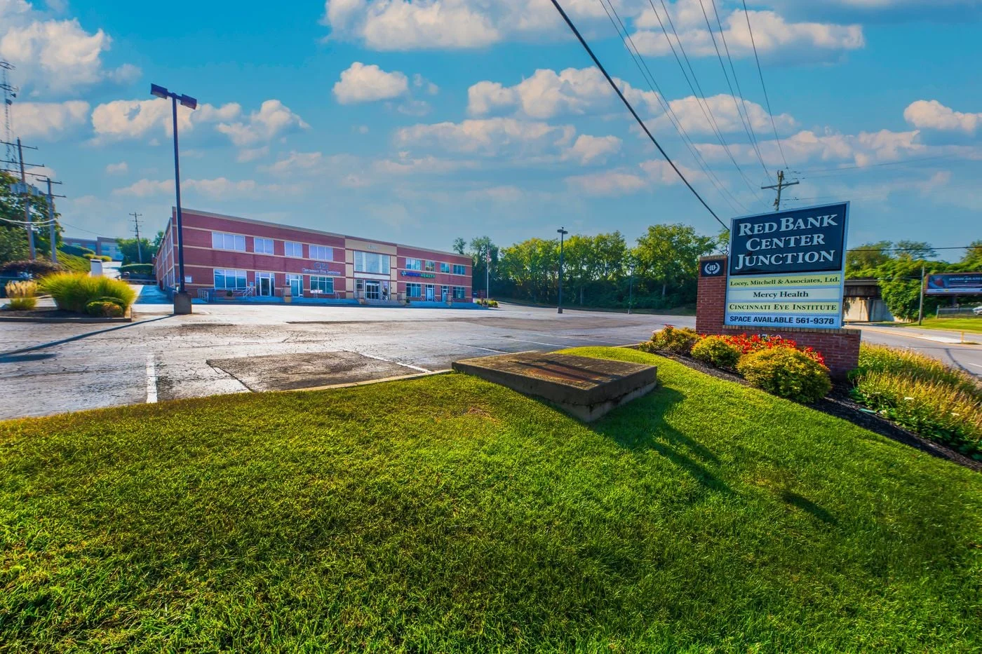 Photo 3 of 4760 Red Bank Rd, Cincinnati, OH 45227