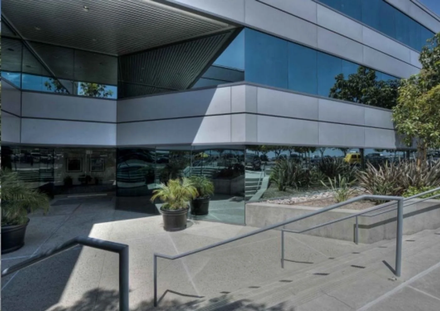 Photo 2 of 5963 La Place Ct, Carlsbad, CA 92008