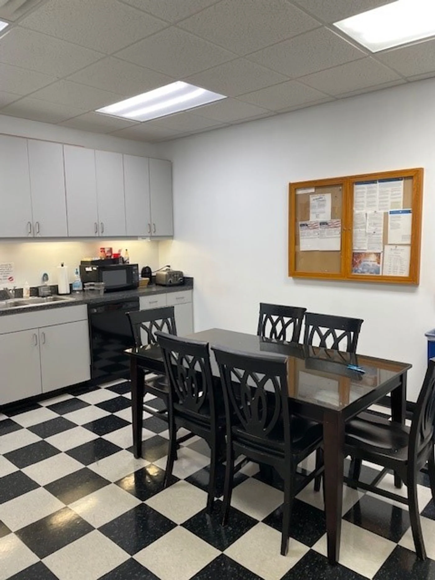 Photo 2 of 1709 Hermitage Blvd, Tallahassee, FL 32308