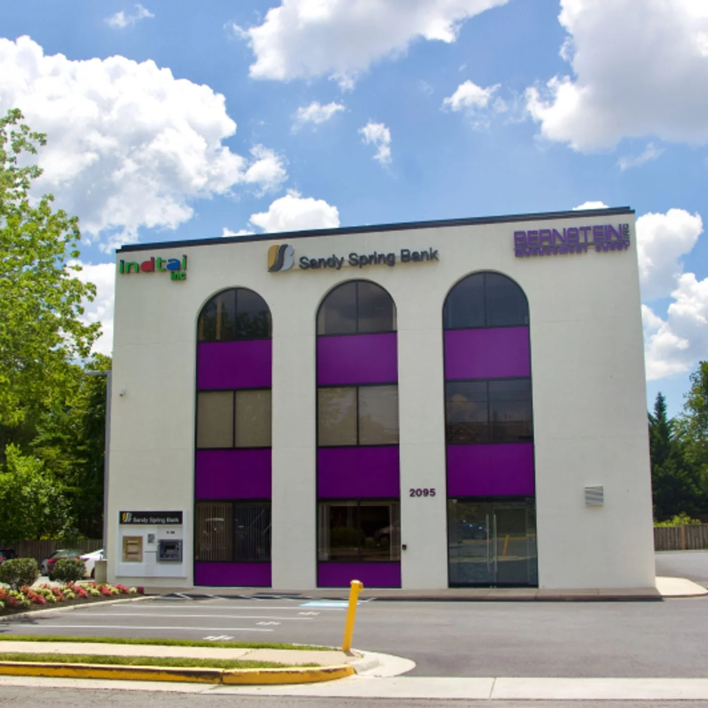 Photo 1 of 2095 Chain Bridge Rd, Vienna, VA 22182