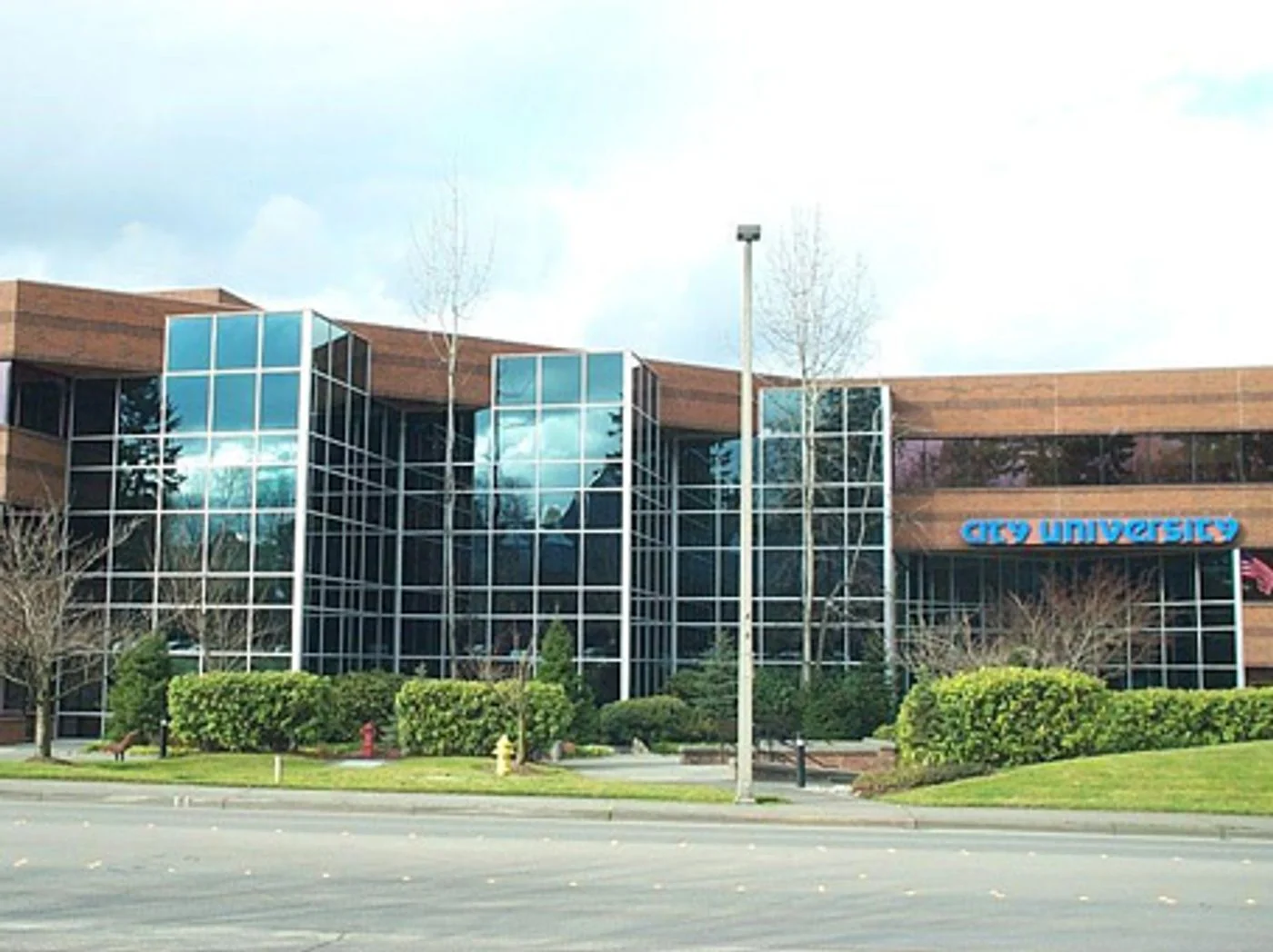 Photo 2 of 330 120th Ave NE, Bellevue, WA 98005