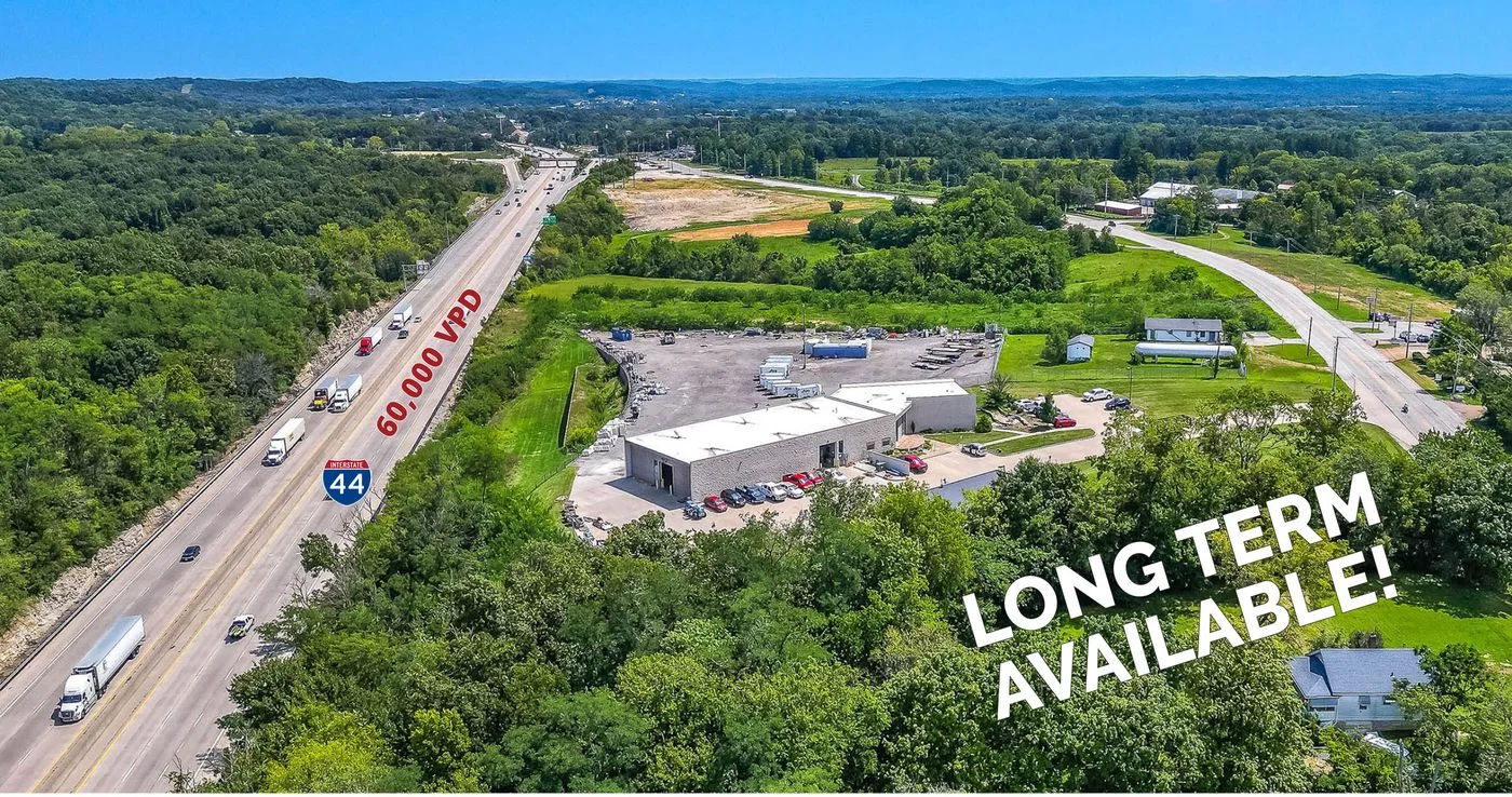 Photo 1 of 109 Diversified Dr, Villa Ridge, MO 63089