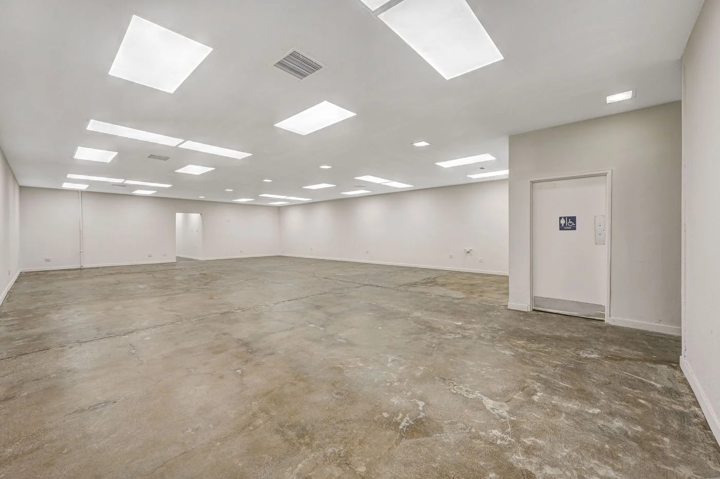 Photo 1 of 319 S 3rd St, Las Vegas, NV 89101