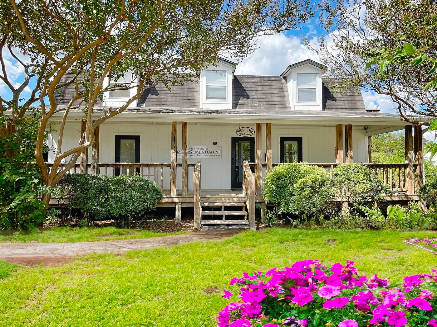 Photo 1 of 23995 Bat Cave Rd, San Antonio, TX 78266