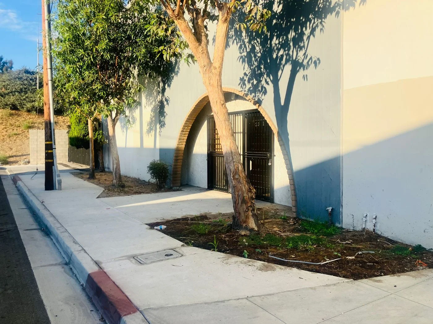 Photo 3 of 2201 E Artesia Blvd, Long Beach, CA 90805