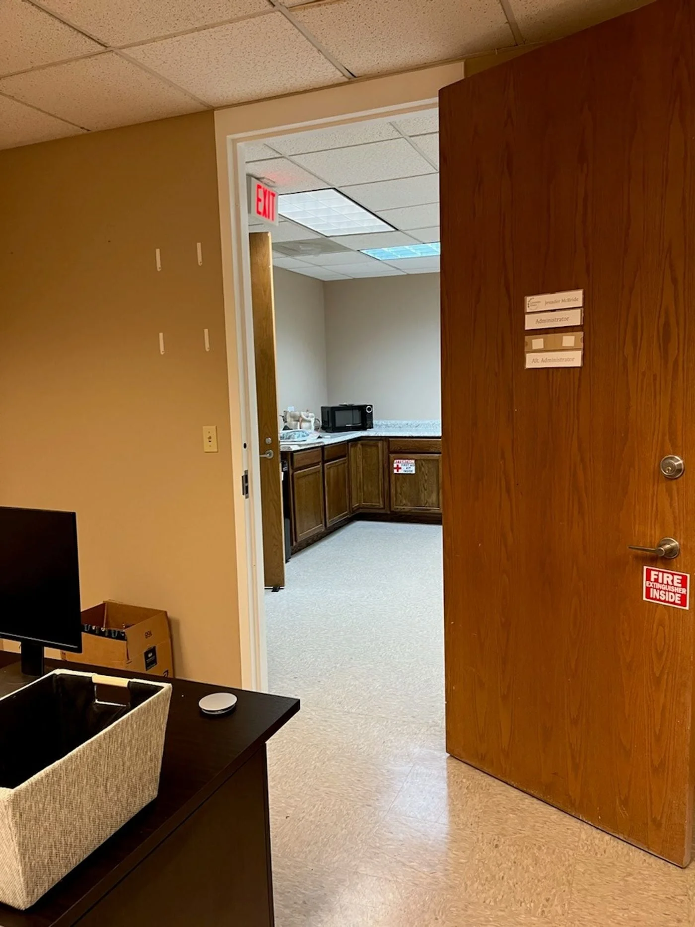 Photo 3 of 620 Moorefield Park Dr, North Chesterfield, VA 23236