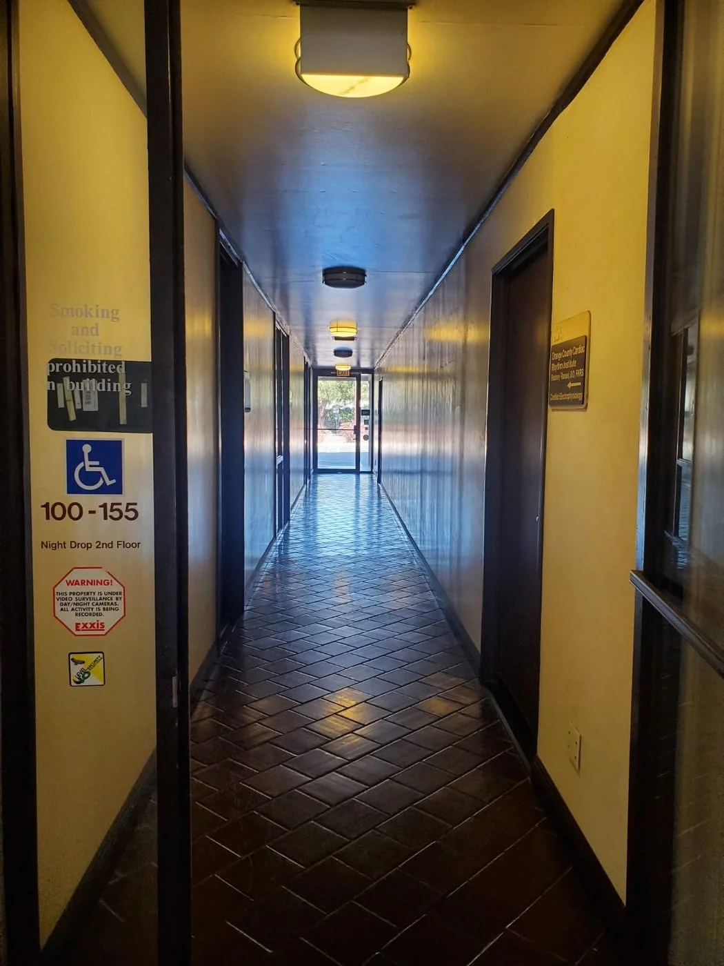 Photo 3 of 18652 Florida St, Huntington Beach, CA 92648