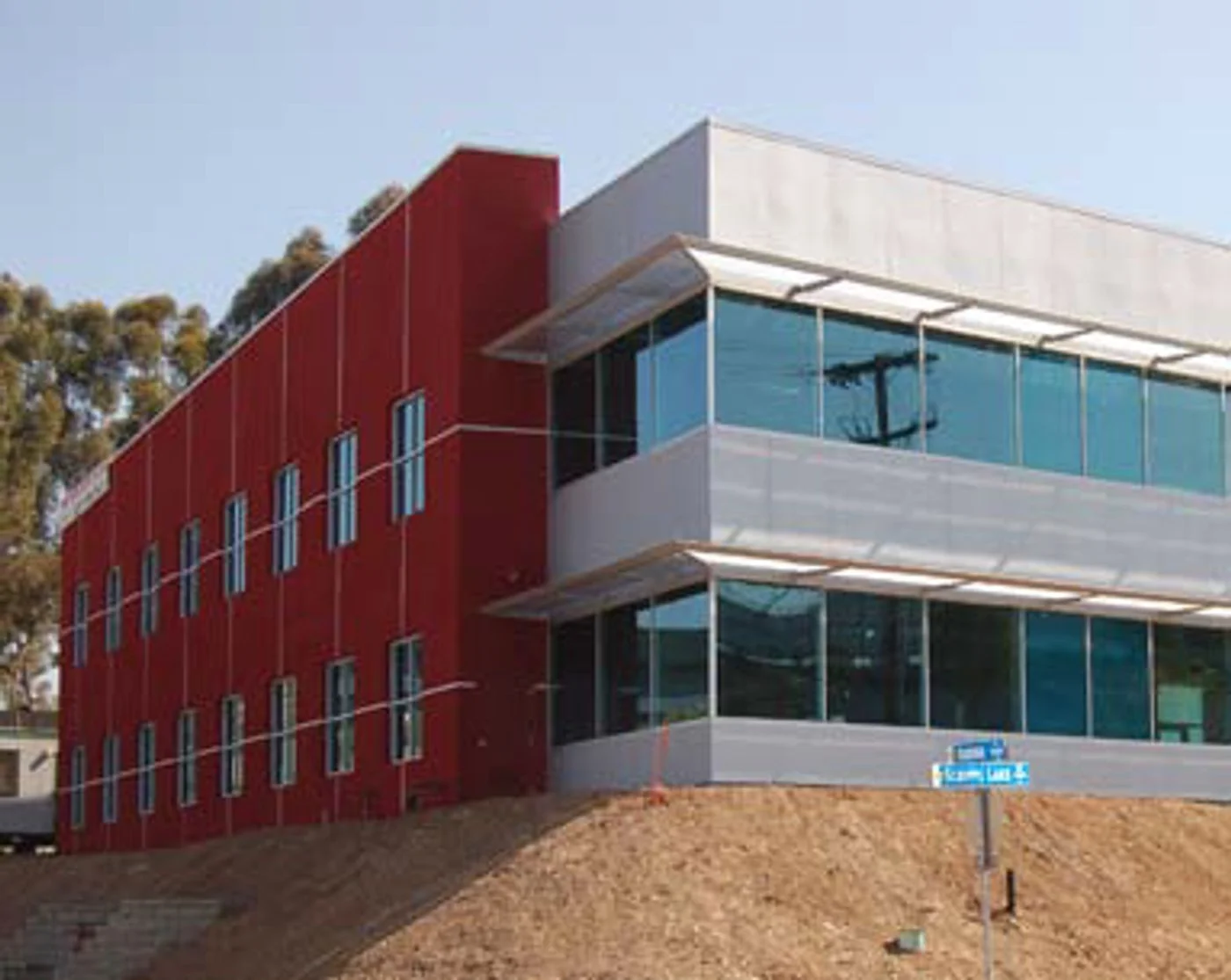 Photo 1 of 9810 Scripps Lake Dr, San Diego, CA 92131