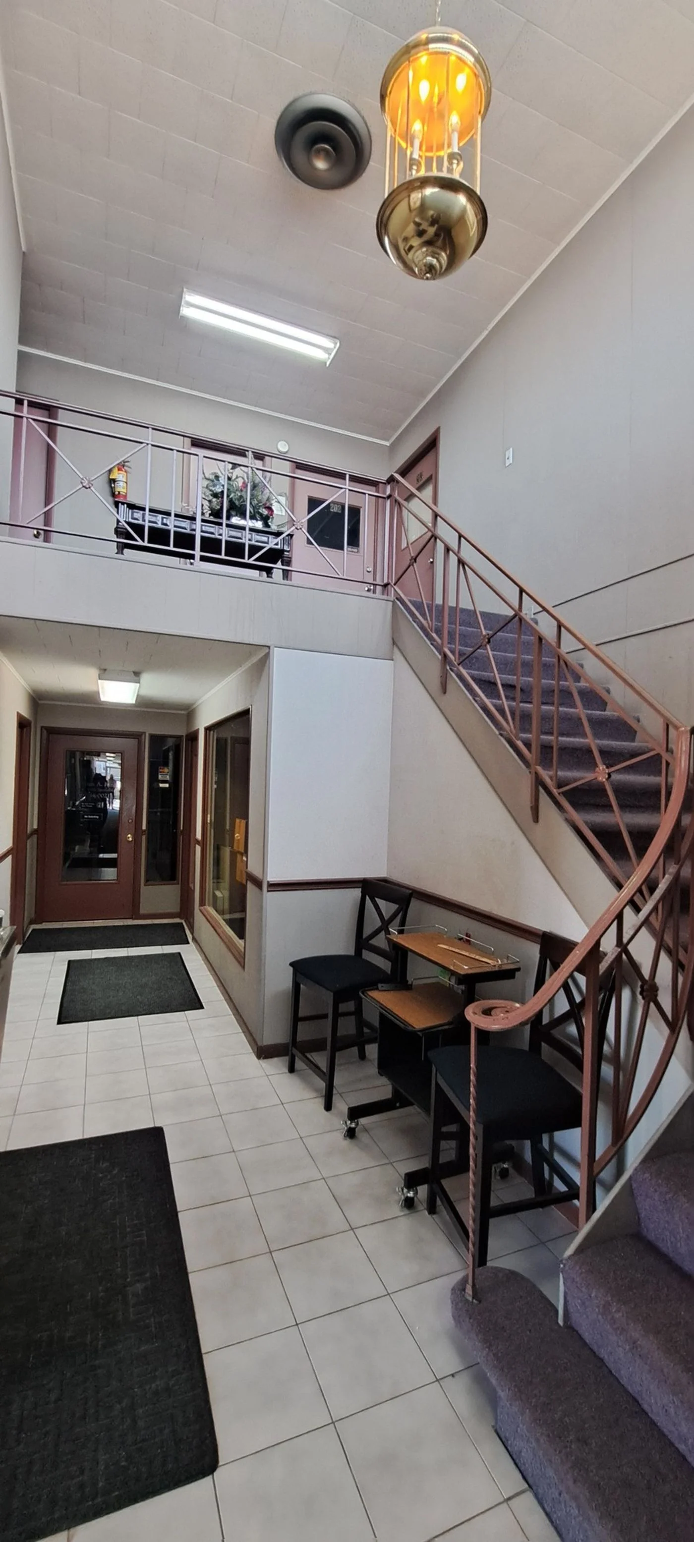 Photo 3 of 6142-6144 Roosevelt Rd, Oak Park, IL 60304