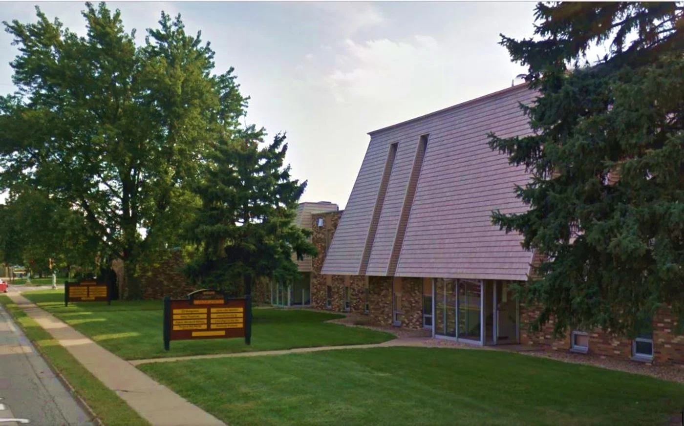 Photo 1 of 2310 E Oakland Ave, Bloomington, IL 61701