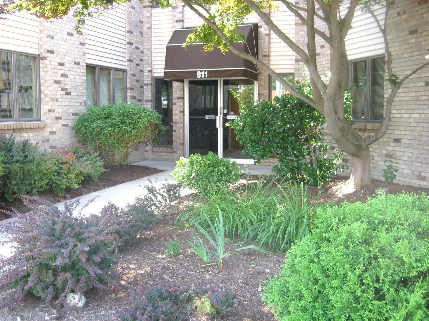 Photo 3 of 811 Ayrault Rd, Fairport, NY 14450