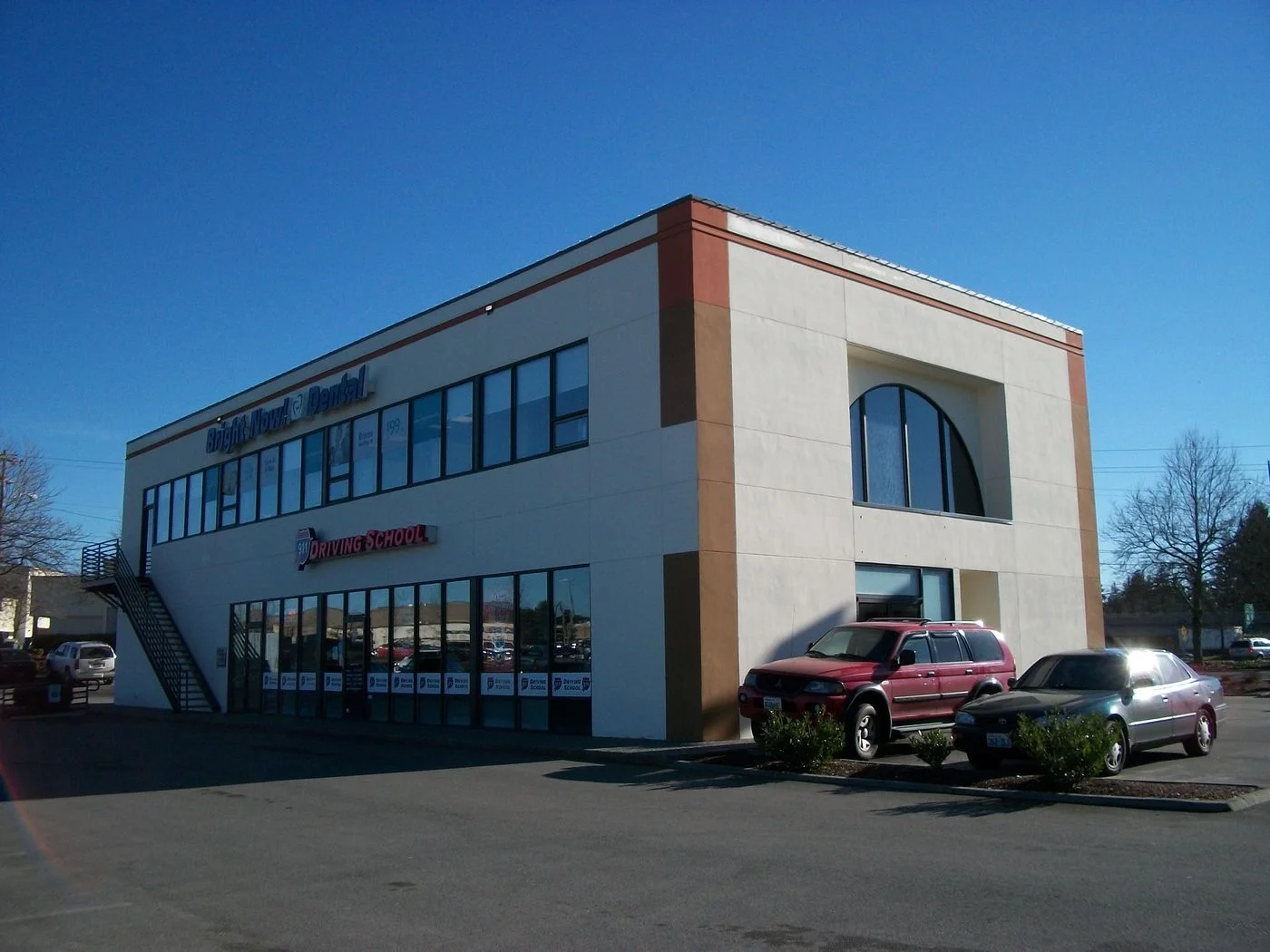 Photo 3 of 18910 28th Ave W, Lynnwood, WA 98036