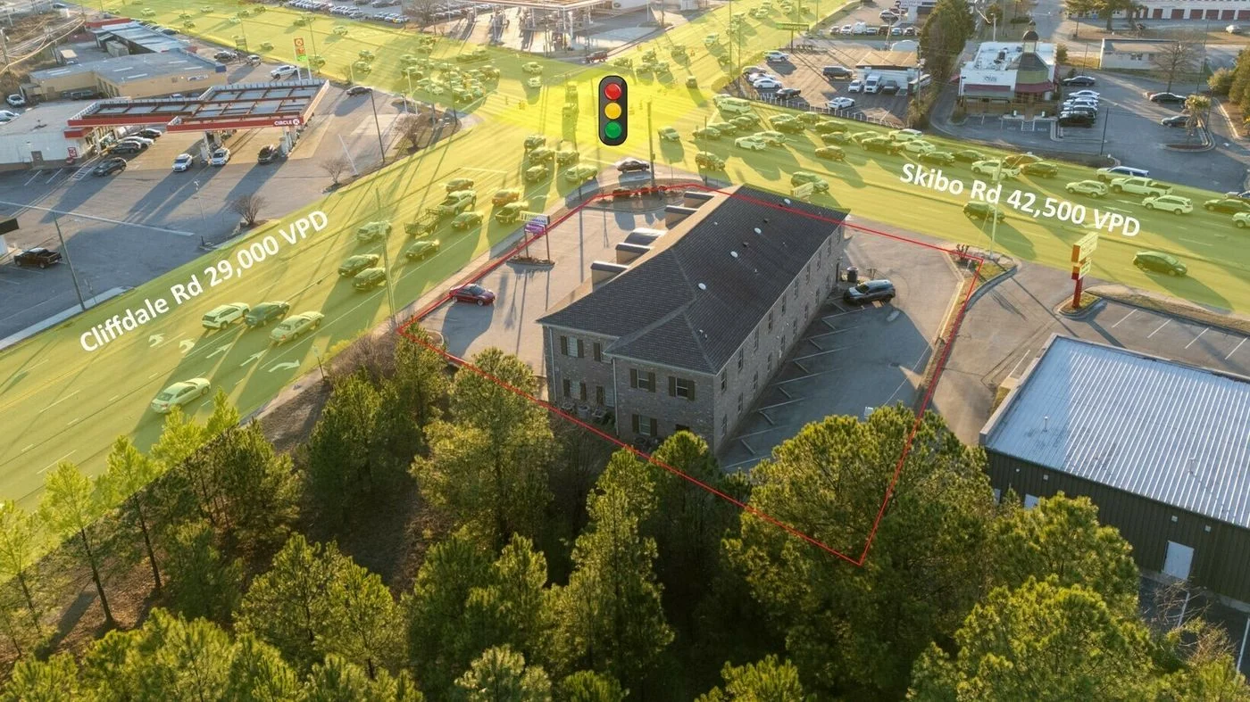 Photo 2 of 1995 Skibo Rd, Fayetteville, NC 28314