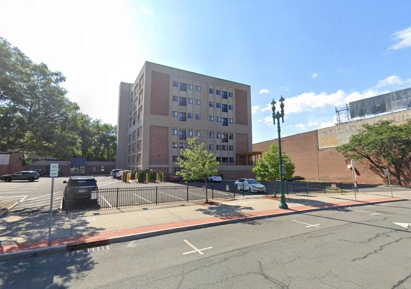 Photo-1 of 192 Erie Blvd, Schenectady, NY 12305